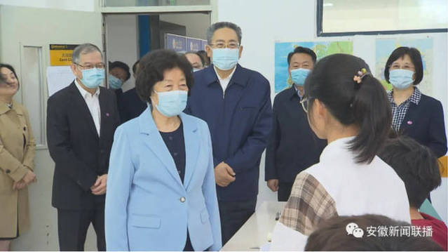 <a href='/xjy/http:/5a/14/c4153a88596/page.html' target='_blank' title='孙春兰来校考察调研'>孙春兰来校考察调研</a>